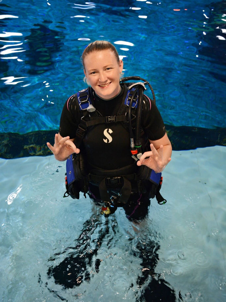 Meet The Dive Team - Paula Bennett