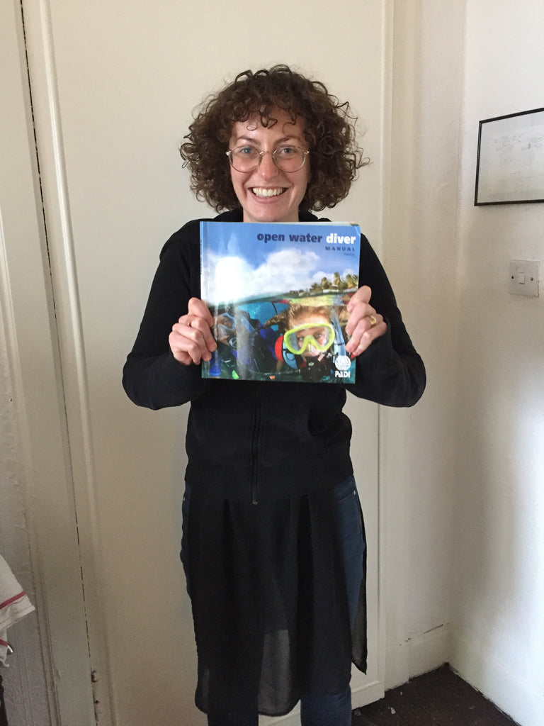 Congratulations to Claire Healy for passing her PADI Open Water class session